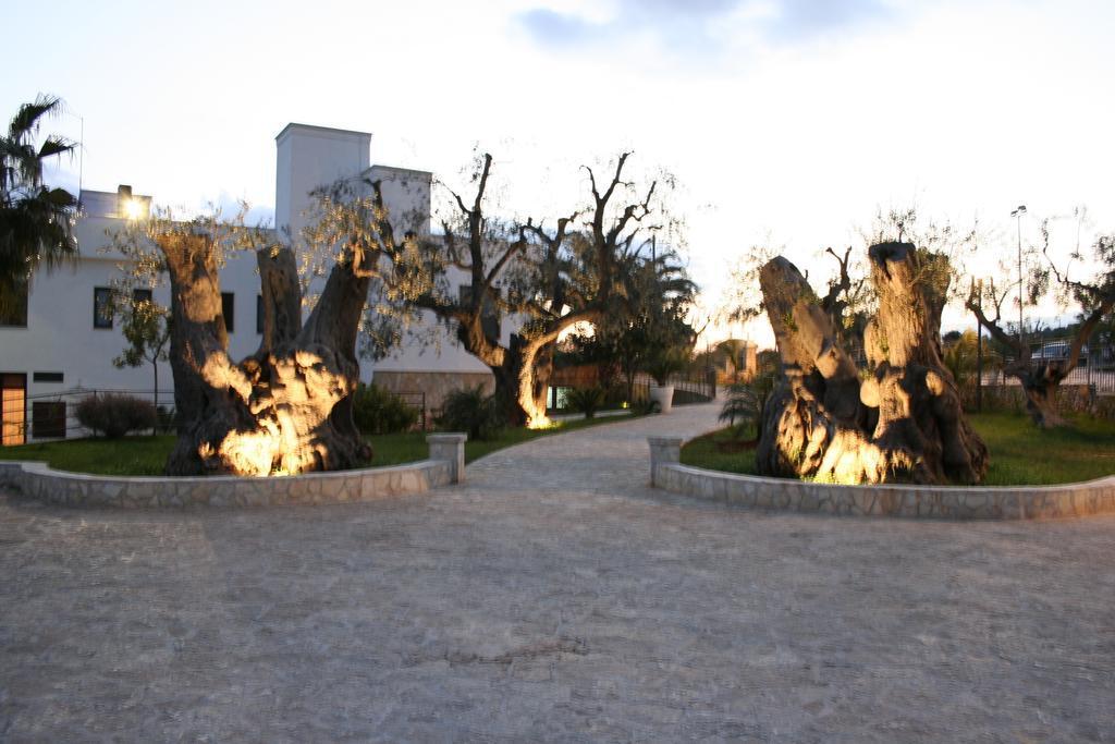 Città Bianca Country Resort Ostuni Exterior foto